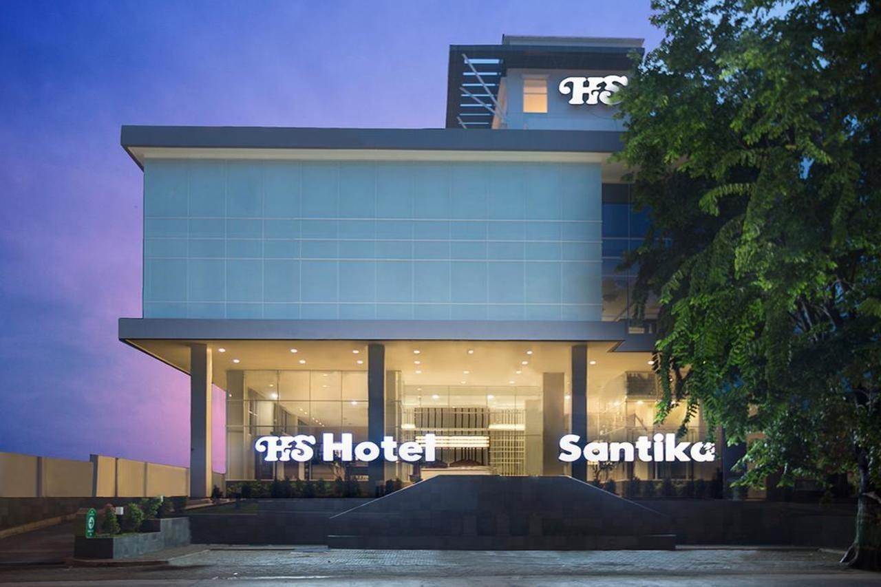 Hotel Santika Pekalongan Extérieur photo