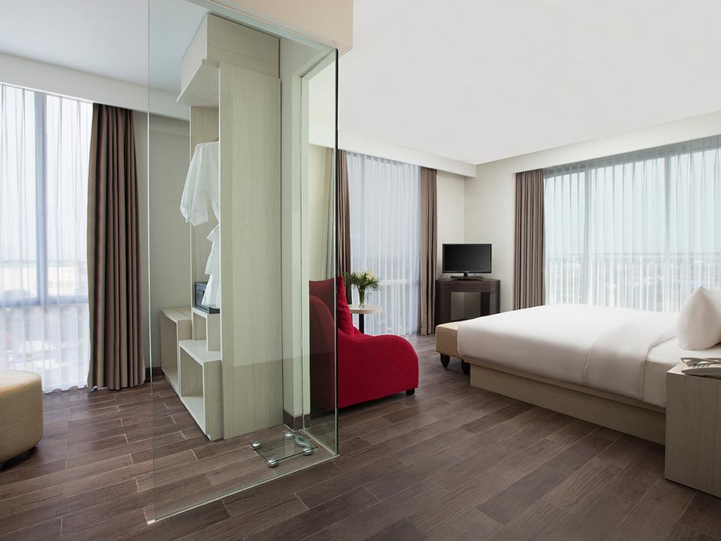 Hotel Santika Pekalongan Extérieur photo