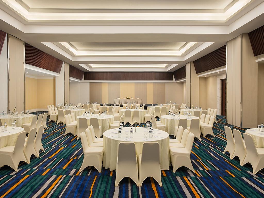 Hotel Santika Pekalongan Extérieur photo