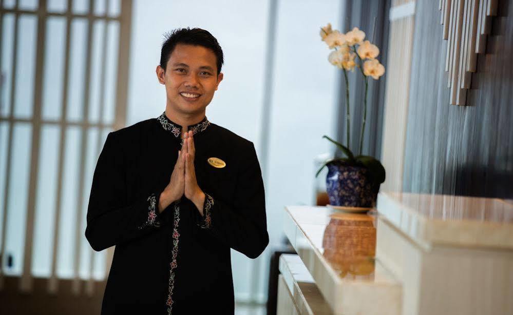 Hotel Santika Pekalongan Extérieur photo